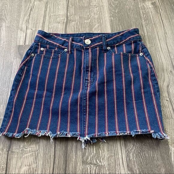 2/$30 American Eagle Hi Rise Striped Mini Skirt - Picture 2 of 9